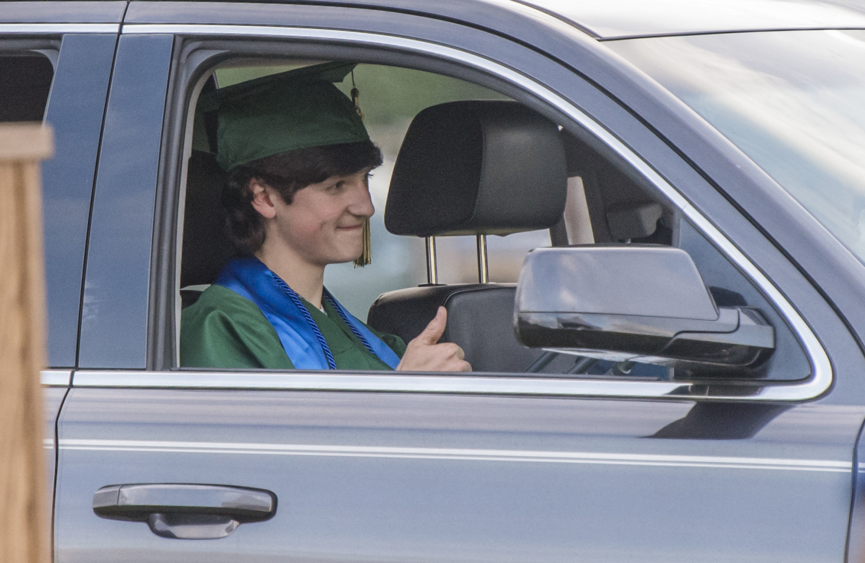 Photo: emx_2020625_nct_news_graduation_p17